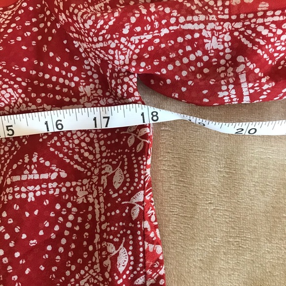 BCBGMaxazria Hi/Low V-Neck Blouse - Size XS - Picture 6 of 10